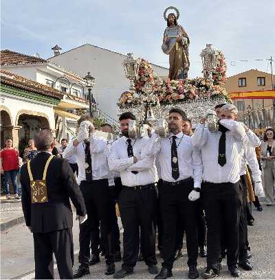 <a href='javascript:PopupPic('https://alhaurin.com/noticias/imagenes/Archivo/Barriada_el_penon.procesion.jpg')'><img src='https://alhaurin.com/nuevo/imagenes/lupita.gif'></a>